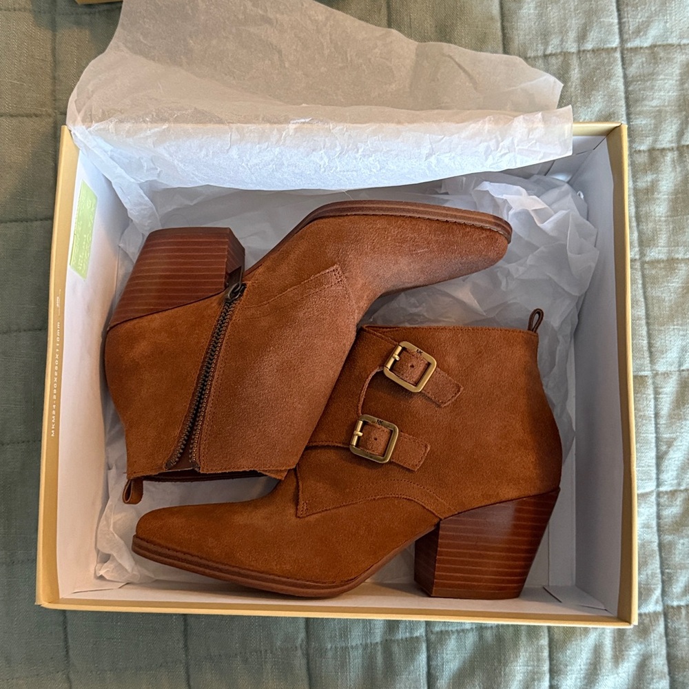 Michael Kors Womens Loni Brown Double Buckle Suede Ankle Boots size 6.5